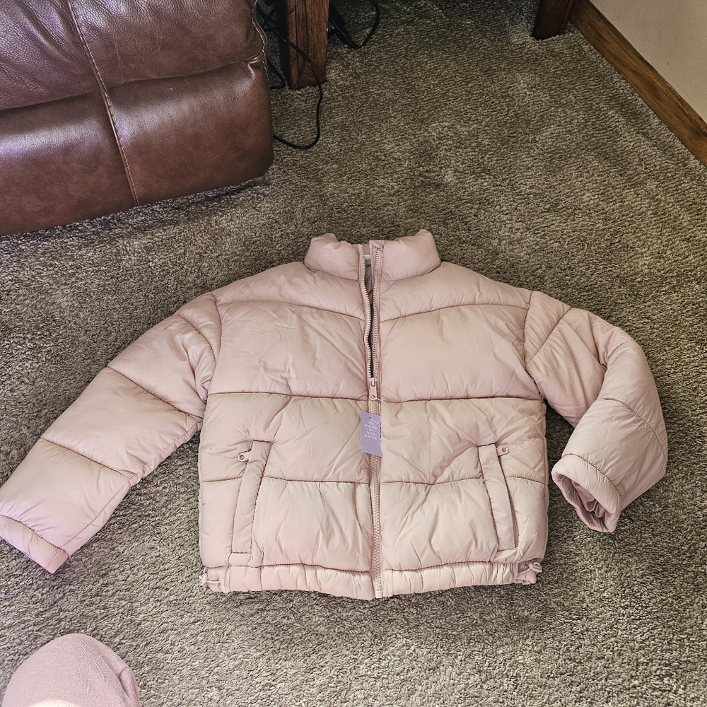 NWT eveie puffer coat